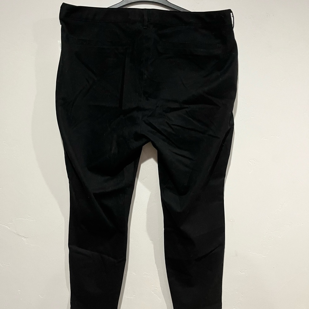 Old Navy Women's Classic Black Cropped Pants